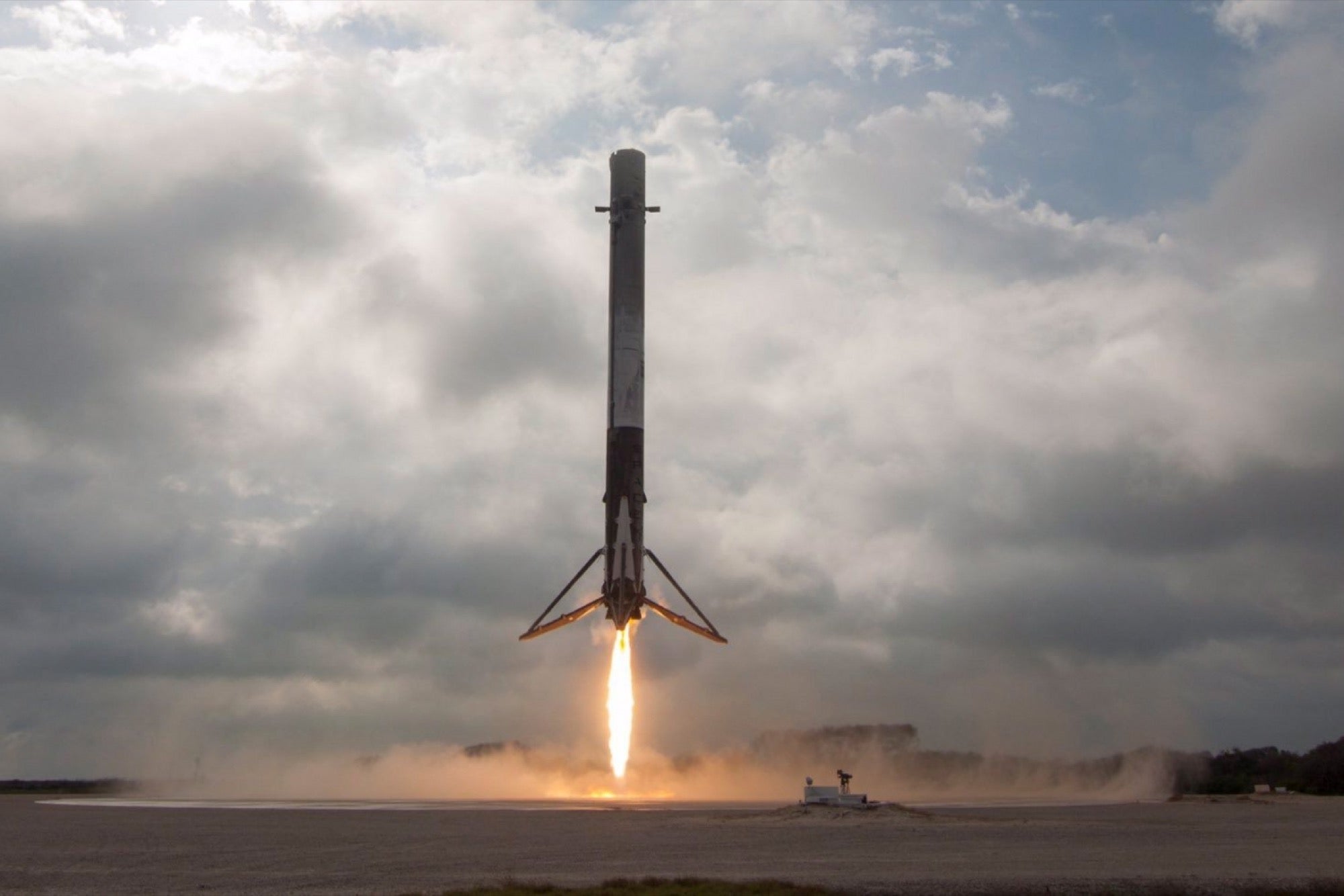 falcon-landing