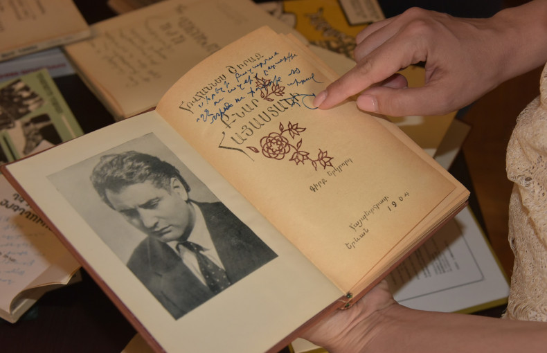 Valuable signed books were donated to the National Library of Armenia.