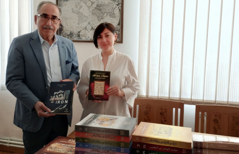 Kirakos Guyumjian donated three dozen Arabic books to the National Library