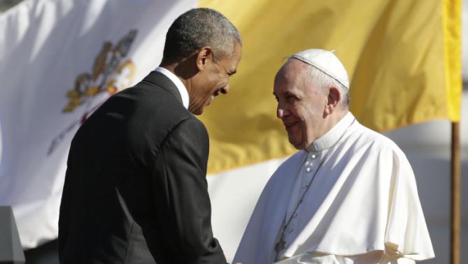 President Barack Obama shakes hands with Pope Francis after this welcoming speech during the state arrival ceremony on the South Lawn of the White House in Washington, Wednesday, Sept. 23, 2015. (AP Photo/Pablo Martinez Monsivais)
