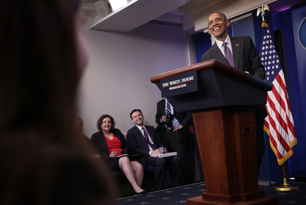 Barack+Obama+President+Obama+Drops+College+6rVSB4-0Beql