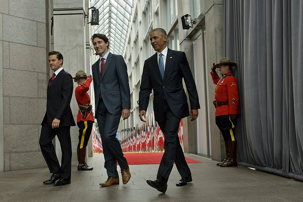 (L-R)Mexican President Enrique Pena Nieto, Canadian Prime Minister Justin Trudeau and US President Barack Obama arrive for the North American Leaders Summit and Leaders Summit at the National Gallery of Canada on June 29, 2016 in Ottawa, Ontario. / AFP / Brendan Smialowski (Photo credit should read BRENDAN SMIALOWSKI/AFP/Getty Images)