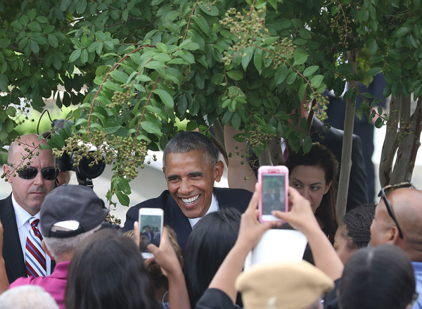 barackobamapresidentobamaattendsremembrancee6tlgcfcoa8l