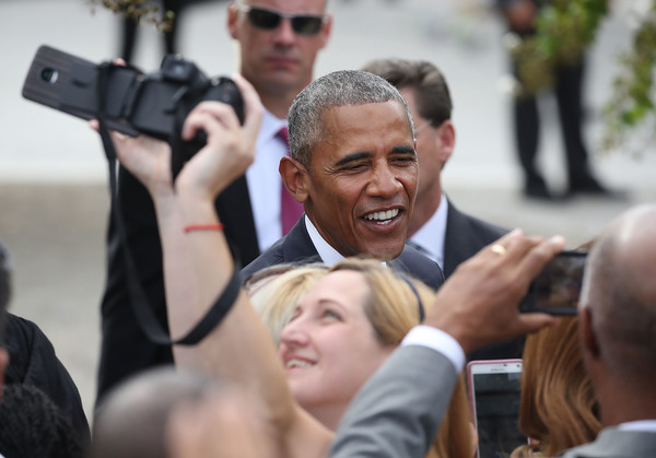 barackobamapresidentobamaattendsremembranceta_mnhog556l
