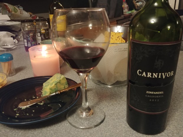 CarnivorWineDisplay3