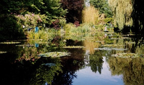 Monet_gard01_crop