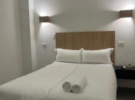 Hotel HSR, מלון בפנמה סיטי