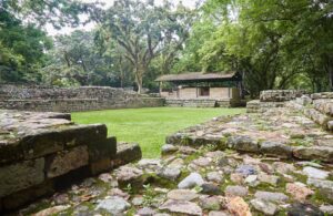 Las Sepulturas Copan Honduras