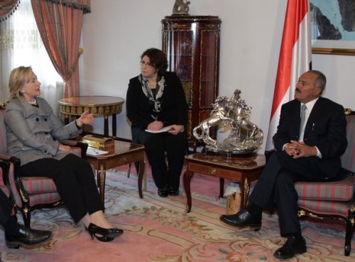 U.S. Secretary of State Clinton talks to Yemeni President Saleh at the Presidential Palace in Sanaa