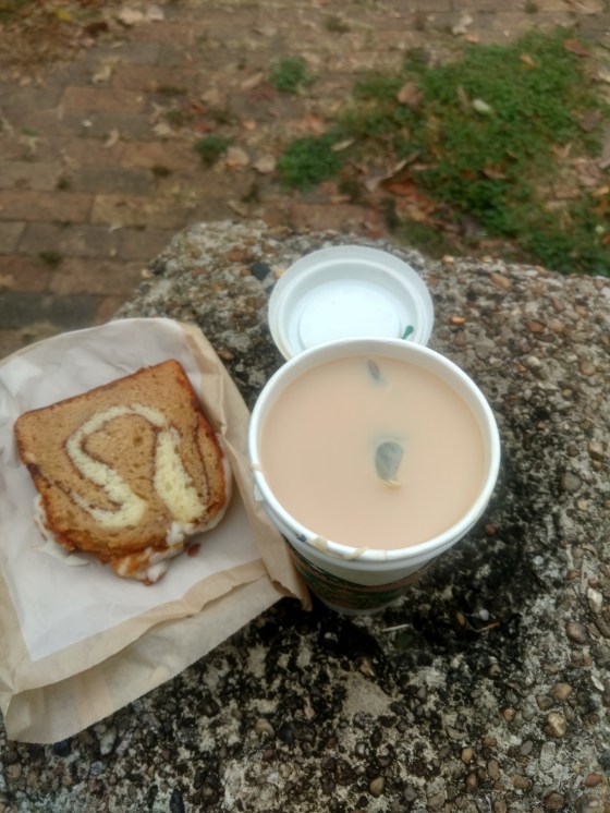 StarbucksLondonFogCake2