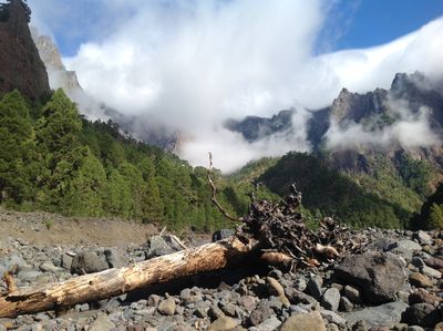 La Caldera and the eastern ridge in clouds from below