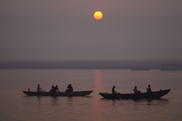 Sunset at the Ganges, Varanasi, ShwethaKrish, ShoePenLens