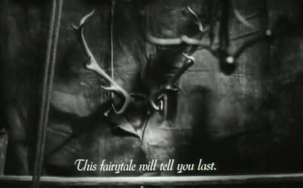 INSTITUTE BENJAMENTA - Still 4 INSTITUTE BENJAMENTA - Still 4