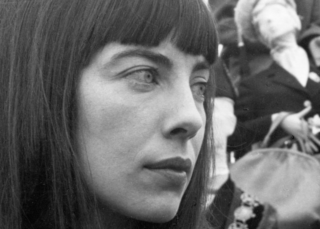 THE WHITE BUS (1967)