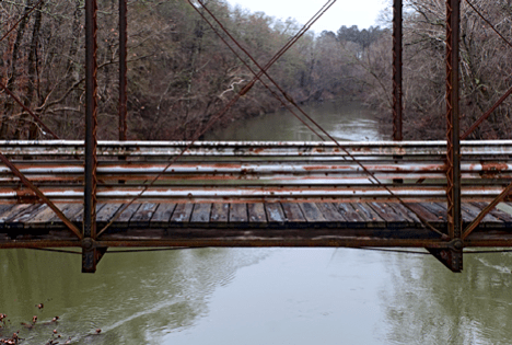 JOE_5058-2 Side view from the north of Tull Bridge