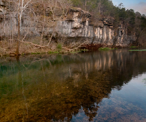 _JOE9023-3 Bluffs near Rockbridge Missouri