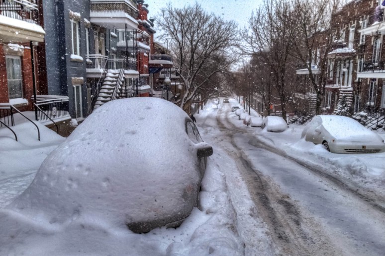 Tempête de neige à Montréal, Canada