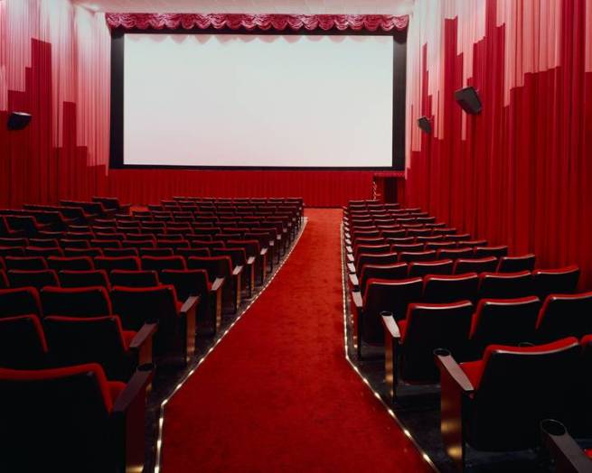 movie-theater_reddecor1