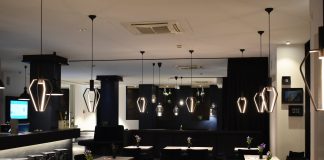 How Your Restaurant Furniture Choices Can Bolster the Local Economy