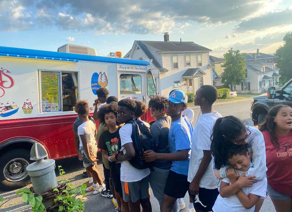 Kids waiting for Jerry's Ice cream