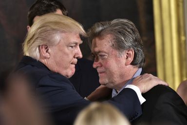 Steve Bannon et Donald Trump en 2017.