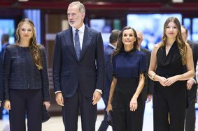 Leonor, Felipe VI, Letizia et Sofia d'Espagne lors du concert de clôture de la Semaine musicale d'Oviedo, le 23 octobre 2025.
