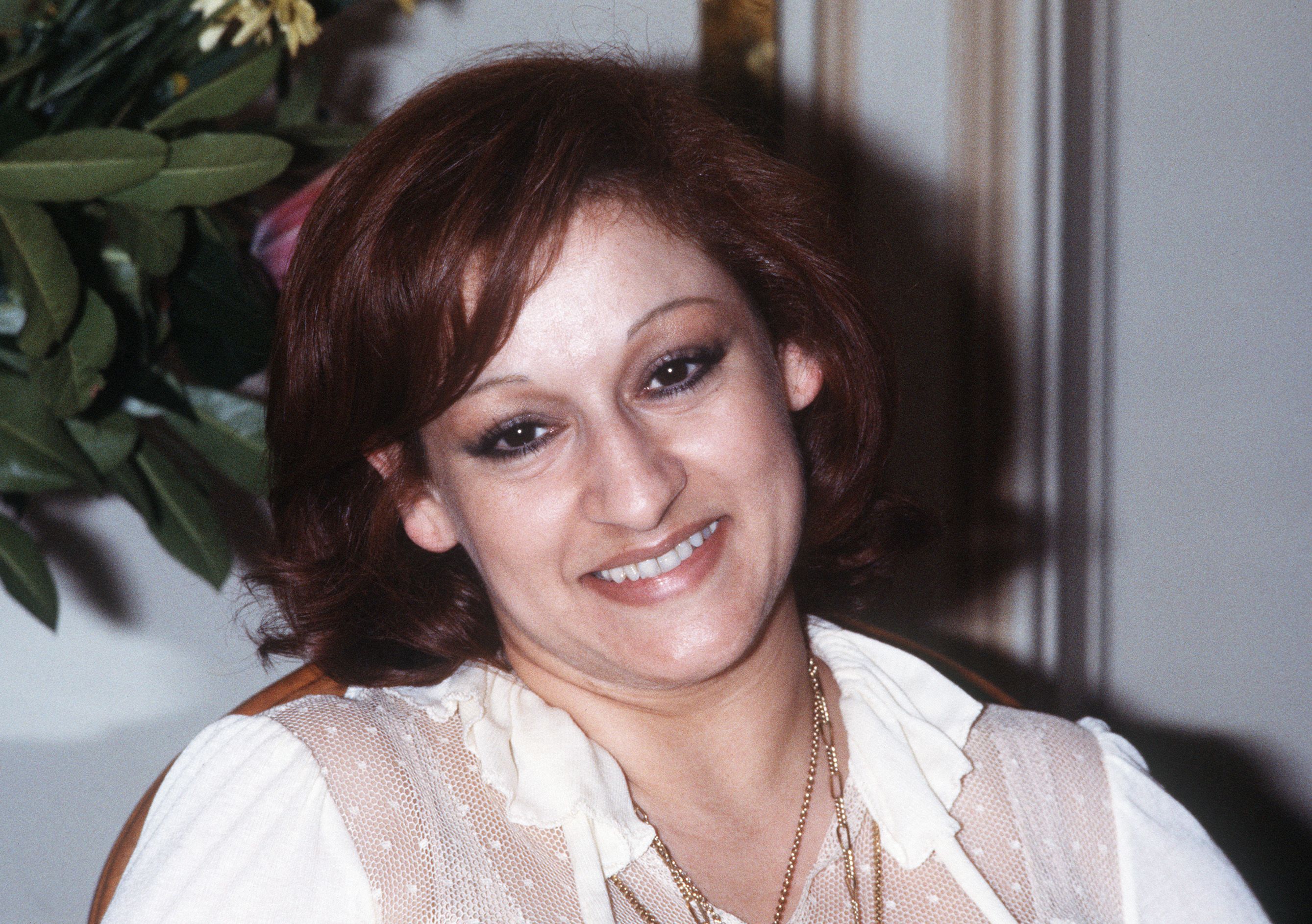 Warda al-Jazairiya après une représentation à l'Olympia à Paris, en 1979