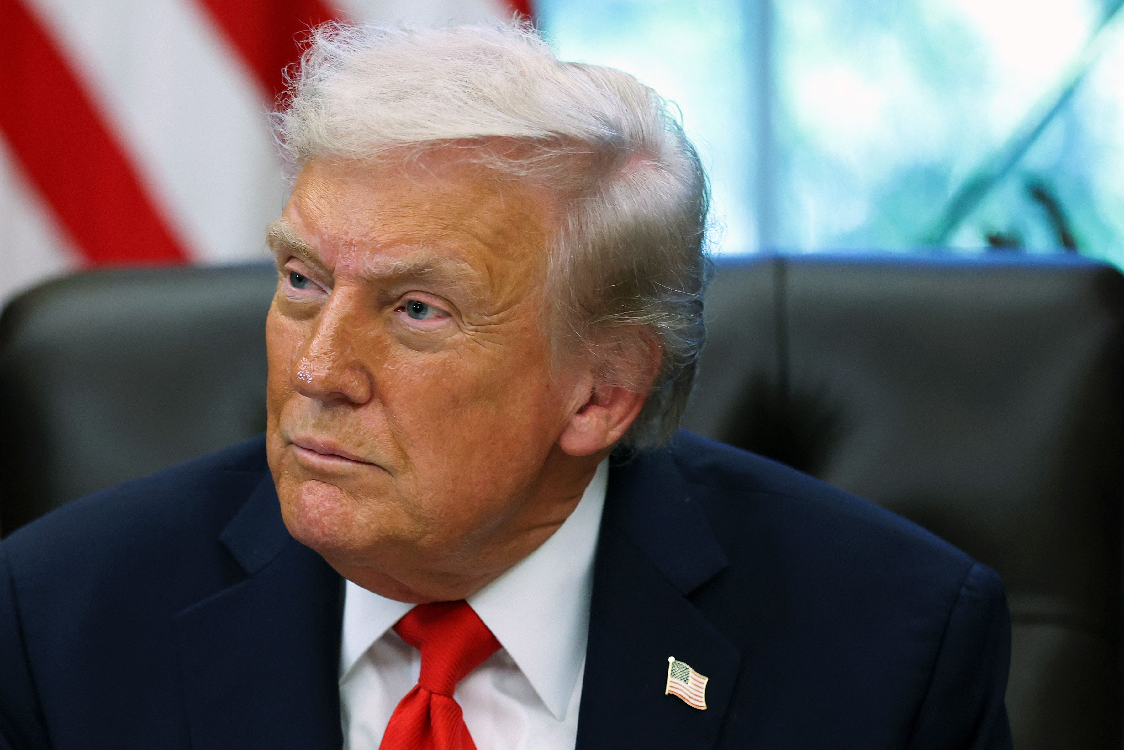 Le président américain Donald Trump dans le bureau ovale, le 21 octobre 2025.