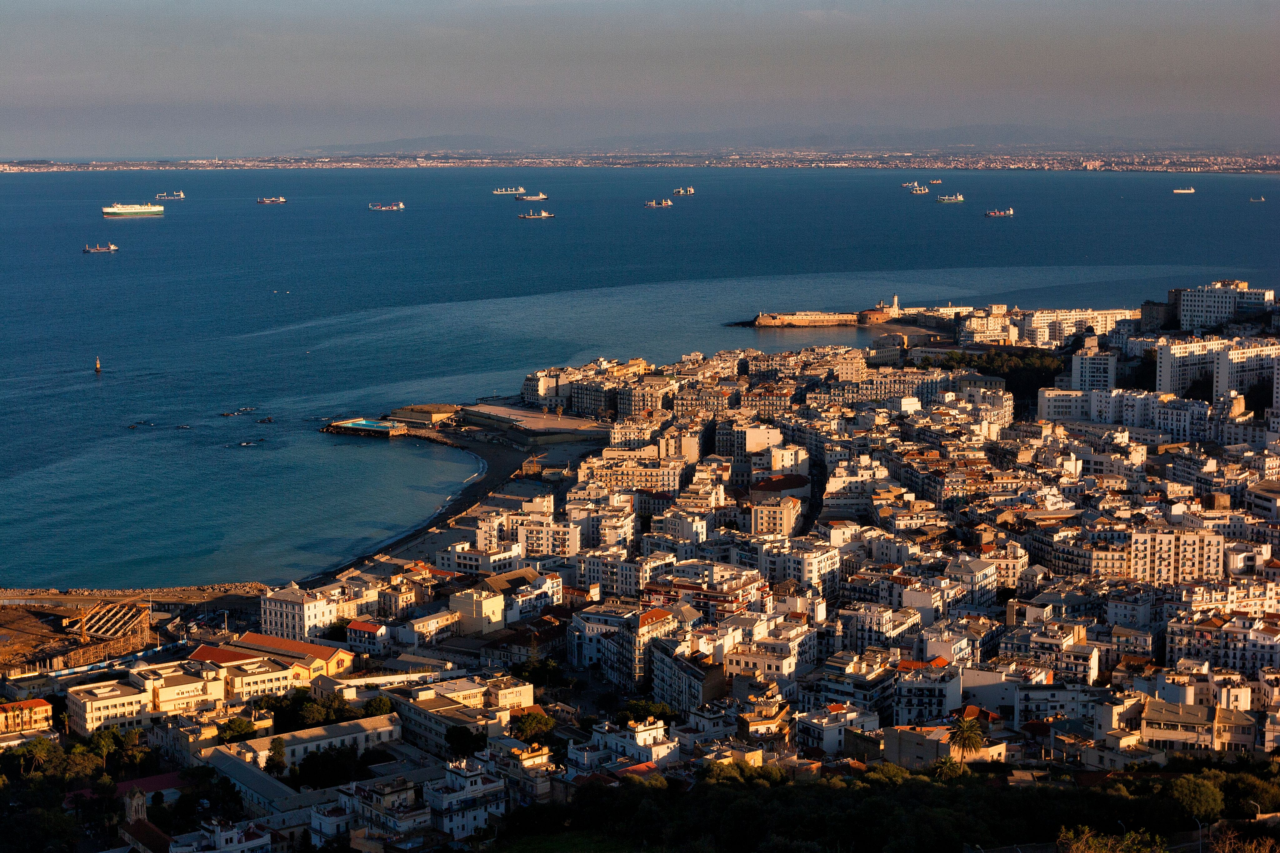 Le port d'Alger vu du ciel