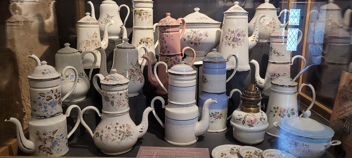 Cafetières émaillées