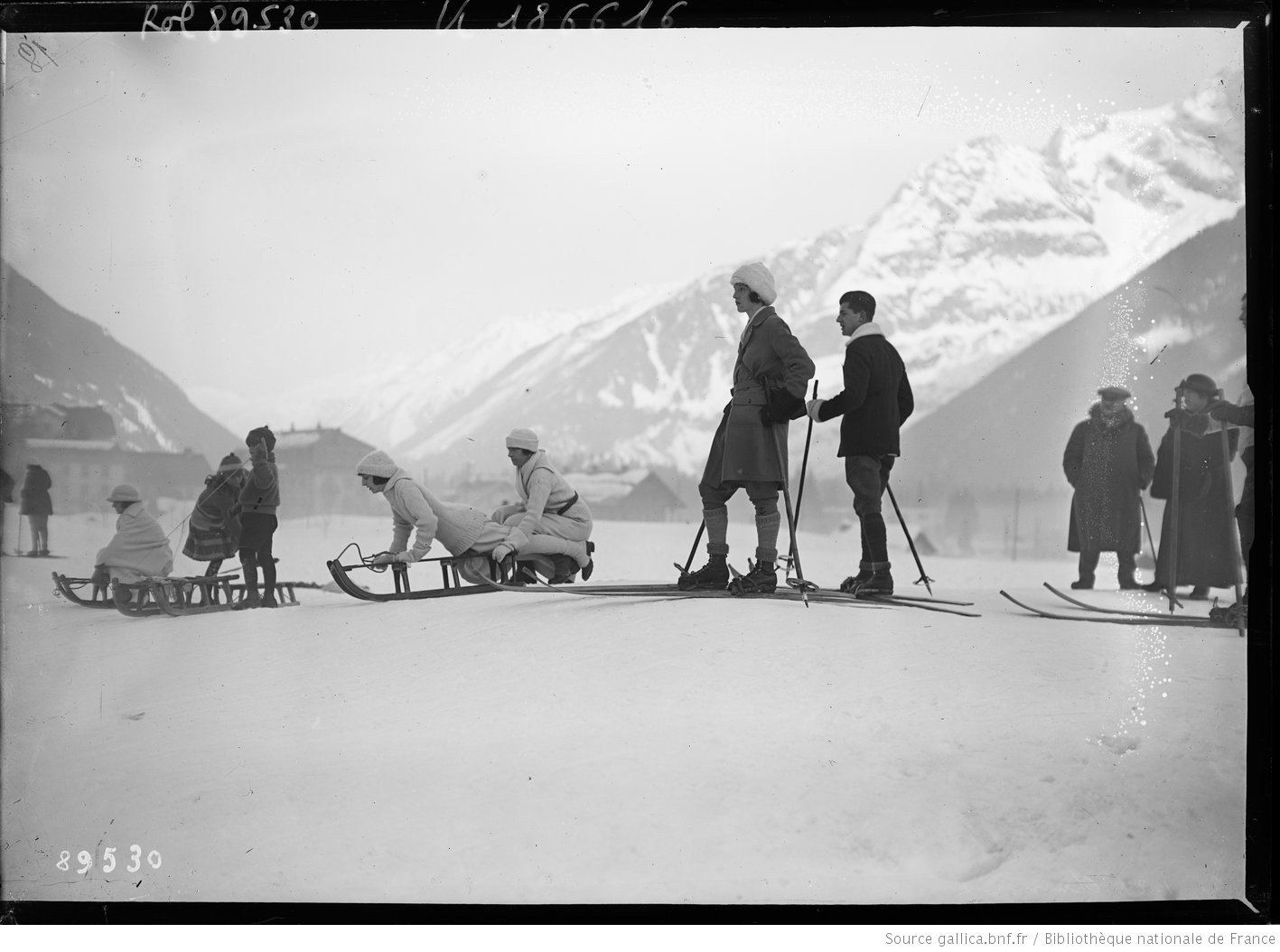 Chamonix-Mont-Blanc (Haute-Savoie), 28/01/1924. Photo : Agence Rol. Fond BNF.