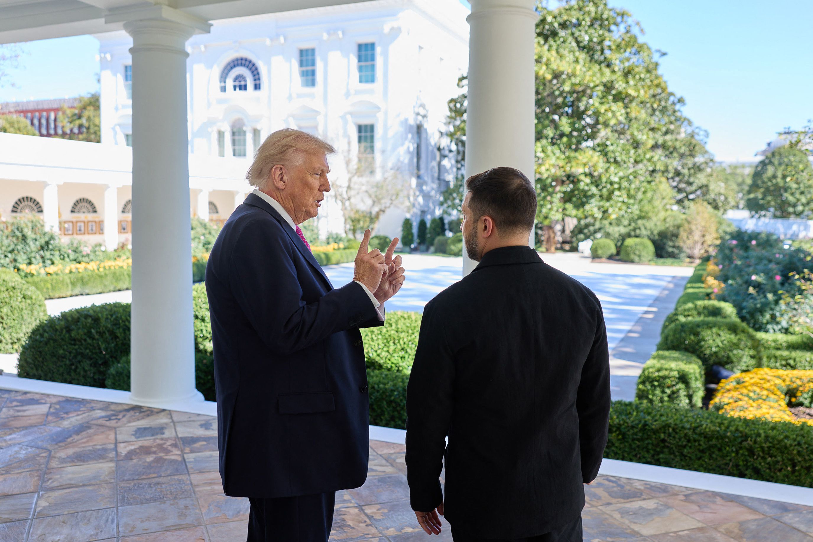 Donald Trump a reçu Volodymyr Zelensky vendredi 17 octobre 2025 à la Maison Blanche à Washington.