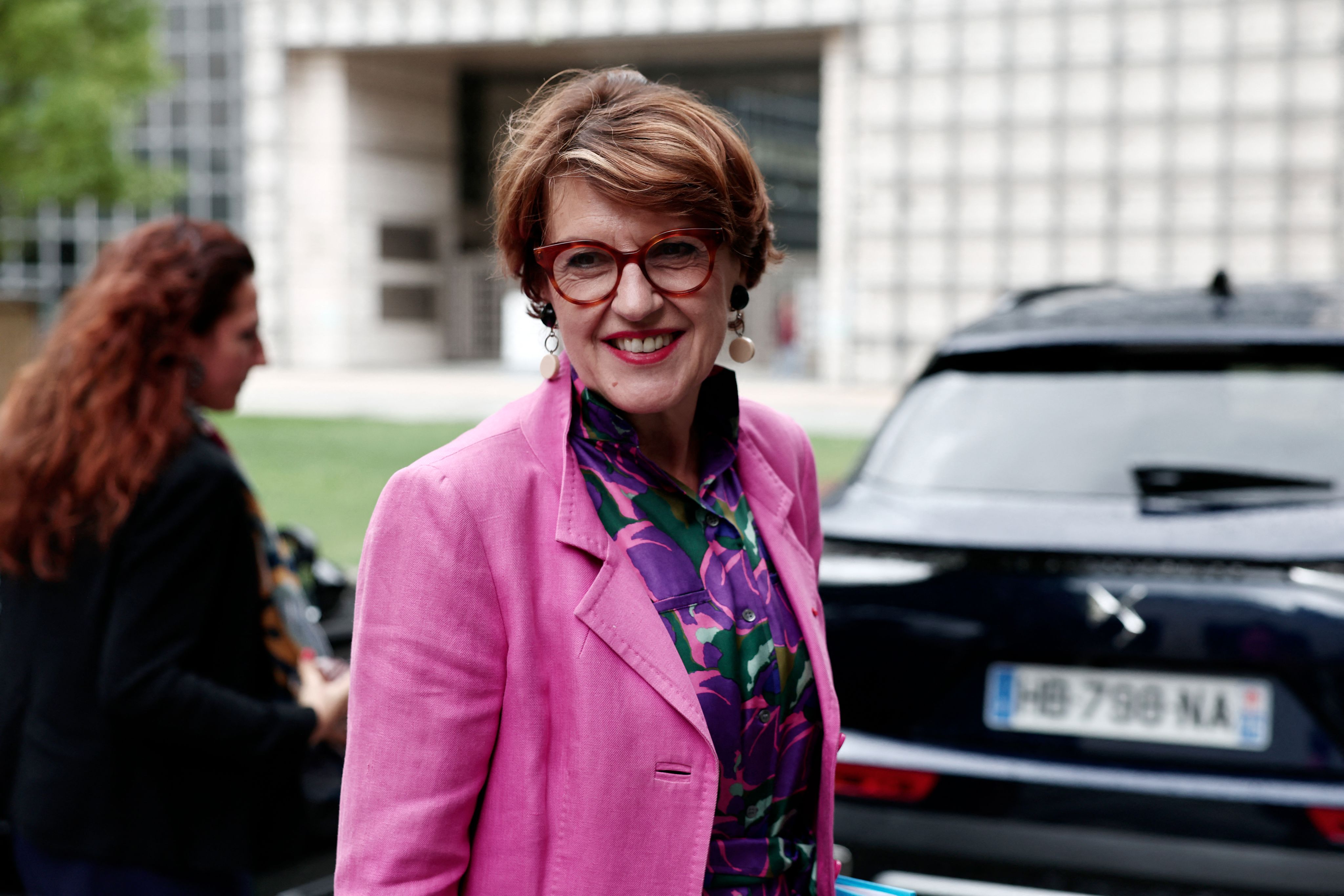 La ministre de l'Agriculture Annie Genevard à la sortie d'une réunion au ministère de l'Économie, le 30 juillet 2025.