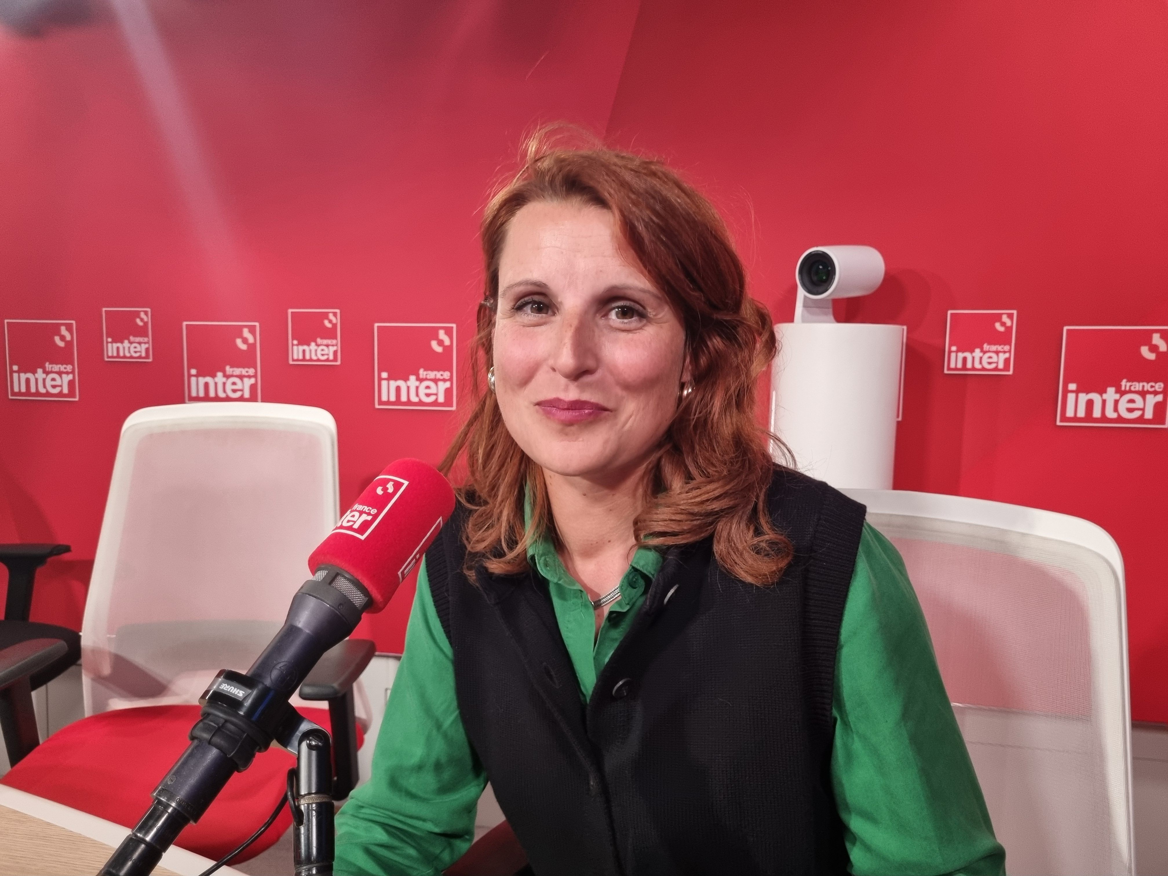 Virginie Troussier publie "Au milieu de l'été, un invincible hiver" (chez Paulsen)
