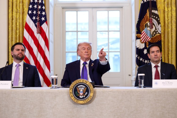 U.S. President Donald Trump, Vice President JD Vance, and Secretary of State Marco Rubio at a meeting with oil industry executives.