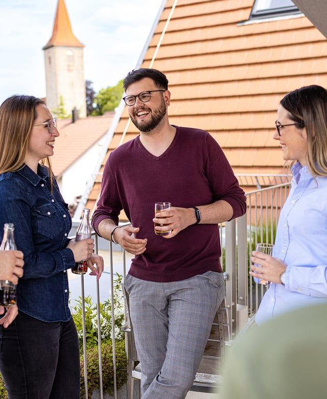 usu-hr_people-meet-software_1080x1320px usu-hr_people-meet-software_1080x1320px