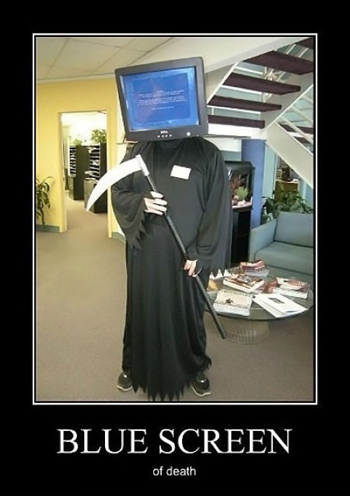 blue_screen_of_death_costume